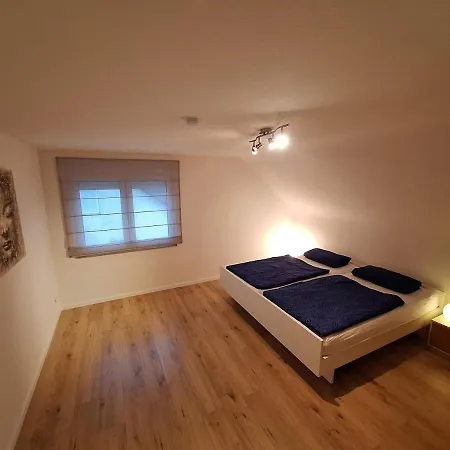 Helle, Grosszuegige Dachgeschosswohnung Apartment *