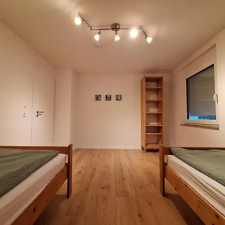 Apartament Helle, Grosszuegige Dachgeschosswohnung Aichtal